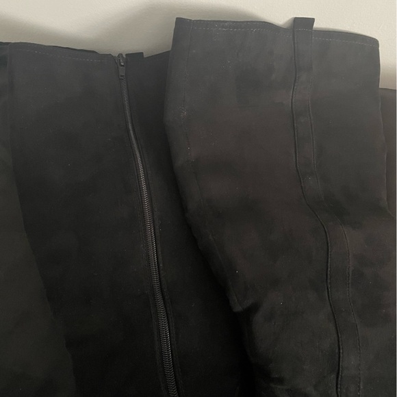 Black Heeled Boots - Picture 7 of 9